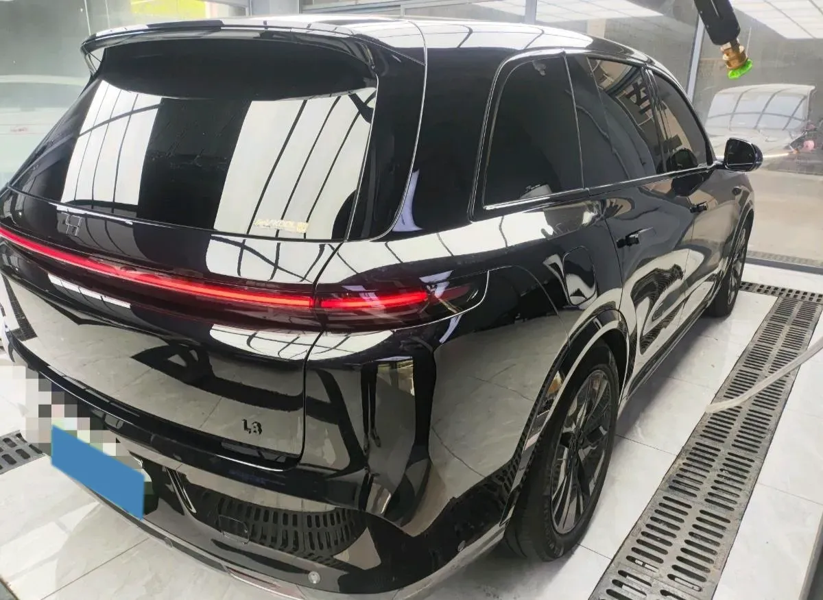 2024 Volvo S60 2.0T 197HP L4 7DCT,autocango,china used car exporter,china ev exporter,chinese used car exporter,chinese used ev exporter