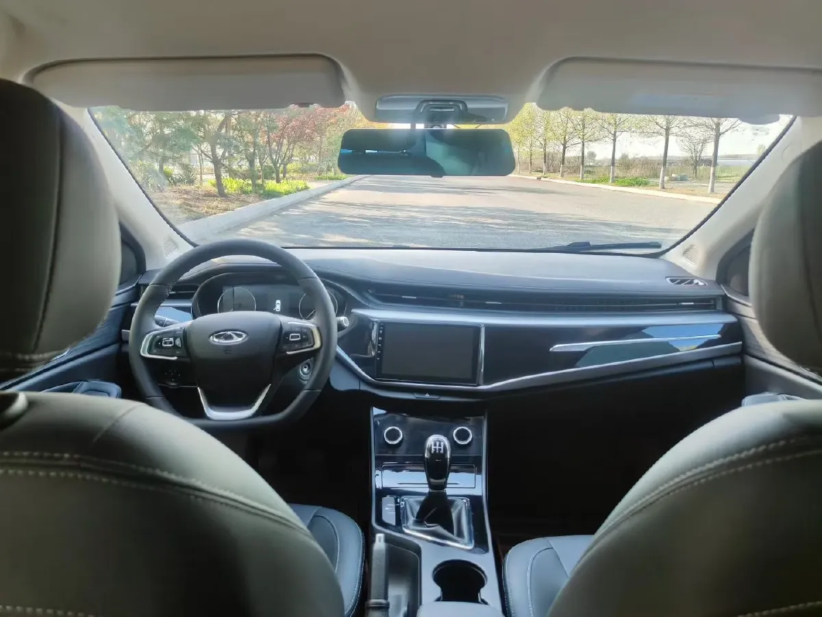 2021 Chery Arrizo 5 Plus 1.5L 116HP L4 5MT,autocango,china used car exporter,china ev exporter,chinese used car exporter,chinese used ev exporter