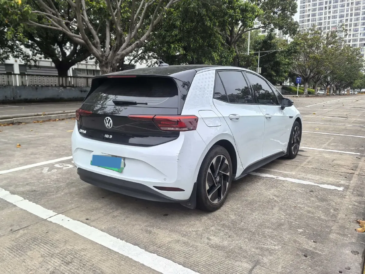2023 Volkswagen ID.3 BEV 52.8KWH,autocango,china used car exporter,china ev exporter,chinese used car exporter,chinese used ev exporter