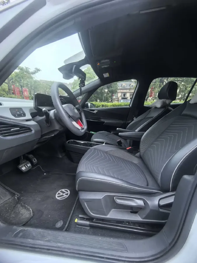 2023 Volkswagen ID.3 BEV 52.8KWH,autocango,china used car exporter,china ev exporter,chinese used car exporter,chinese used ev exporter