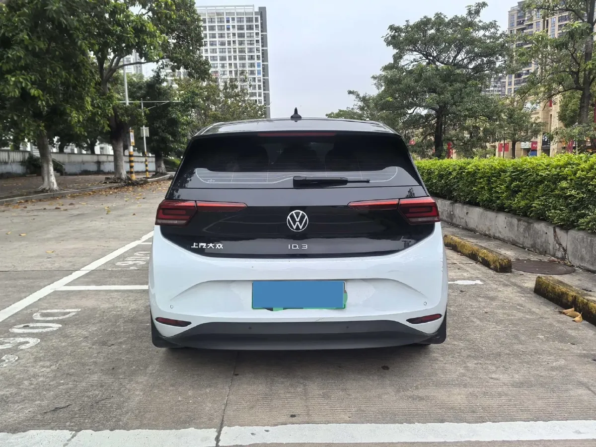 2023 Volkswagen ID.3 BEV 52.8KWH,autocango,china used car exporter,china ev exporter,chinese used car exporter,chinese used ev exporter