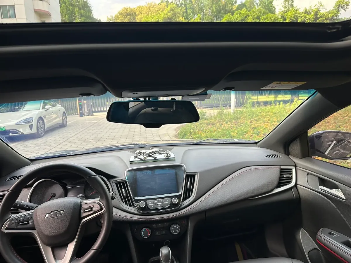 2020 Chevrolet Monza 1.3T 163HP L3 6AT,autocango,china used car exporter,china ev exporter,chinese used car exporter,chinese used ev exporter