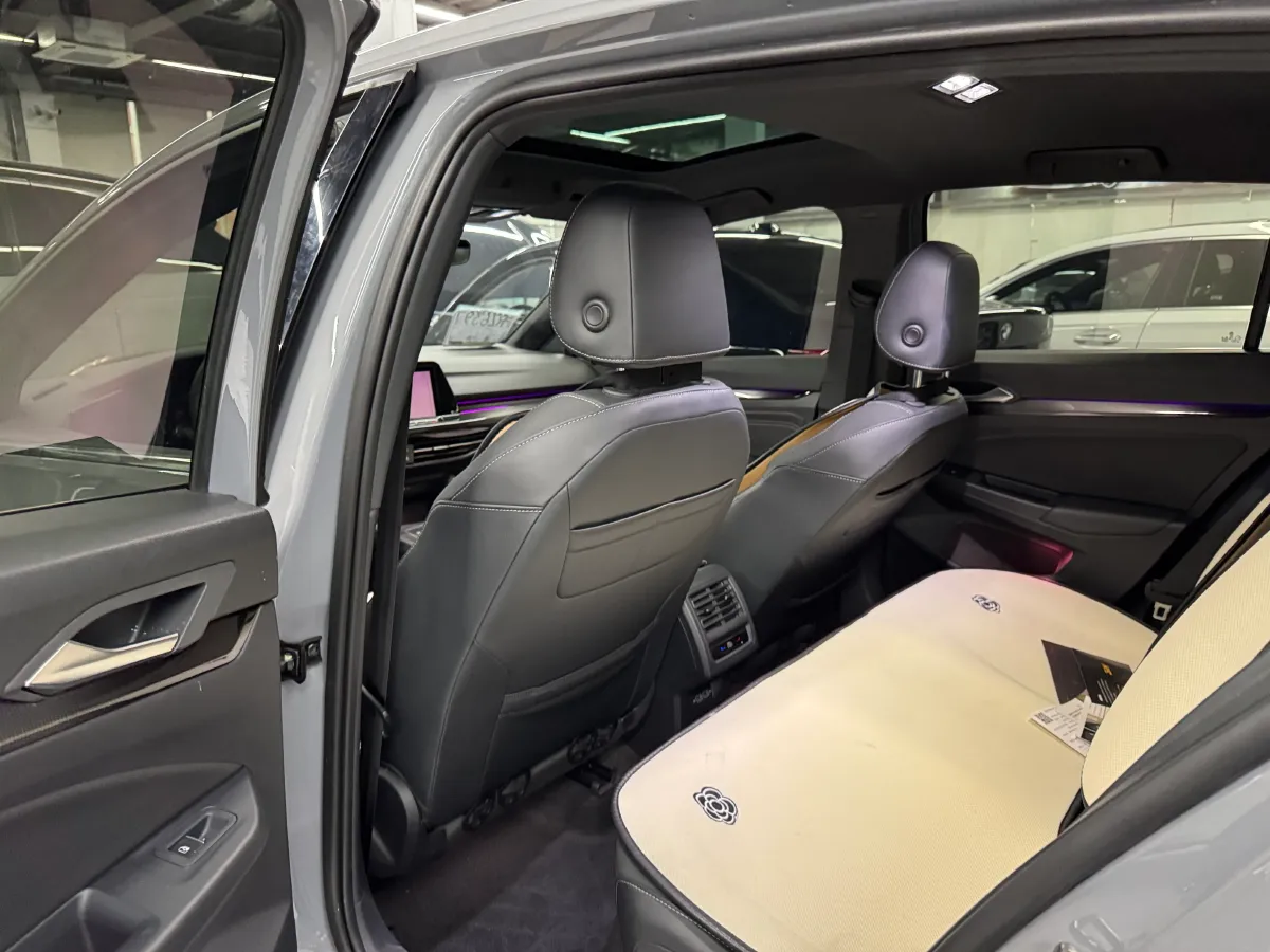 2021 Volkswagen Golf 1.4T 150HP L4 7DCT,autocango,china used car exporter,china ev exporter,chinese used car exporter,chinese used ev exporter