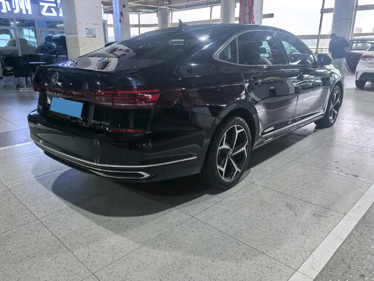 2024 Volkswagen Passat 2.0T 186HP L4 7DCT,autocango,china used car exporter,china ev exporter,chinese used car exporter,chinese used ev exporter