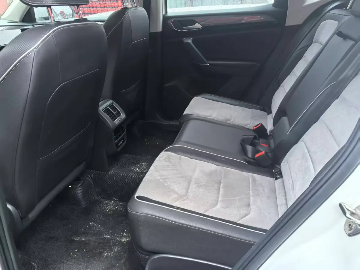 2020 Volkswagen Tayron X 2.0T 220HP L4 7DCT,autocango,china used car exporter,china ev exporter,chinese used car exporter,chinese used ev exporter