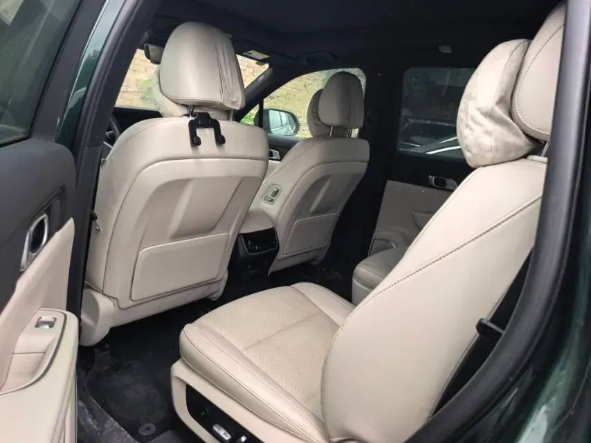 2021 Li ONE Range Extended 131HP REEV 40.5KWH,autocango,china used car exporter,china ev exporter,chinese used car exporter,chinese used ev exporter