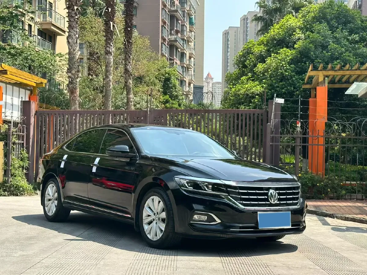 2020 Volkswagen Passat 2.0T 186HP L4 7DCT,autocango,china used car exporter,china ev exporter,chinese used car exporter,chinese used ev exporter