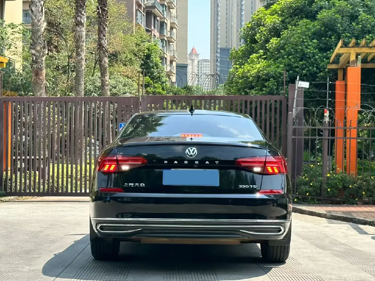 2020 Volkswagen Passat 2.0T 186HP L4 7DCT,autocango,china used car exporter,china ev exporter,chinese used car exporter,chinese used ev exporter