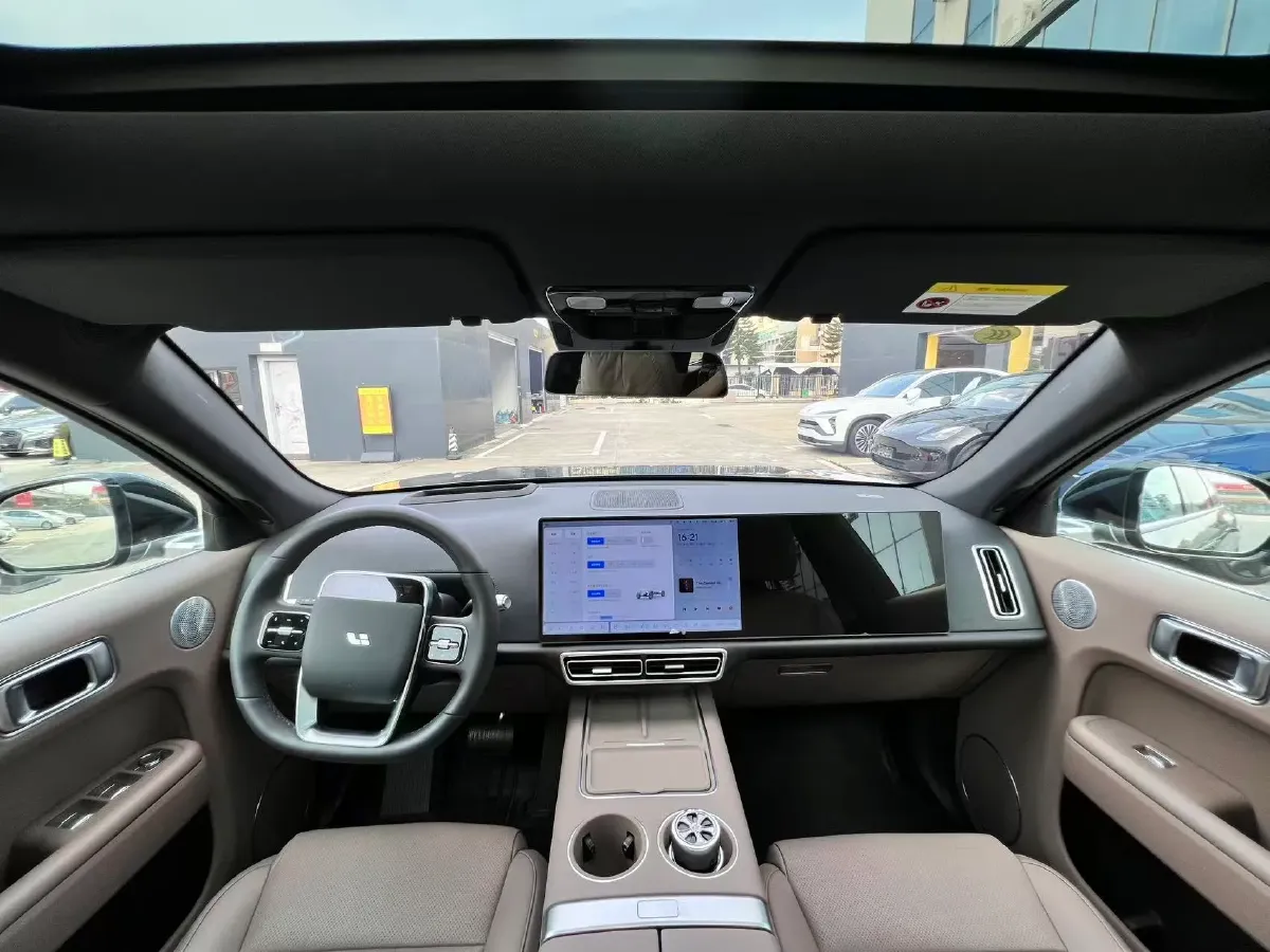 2025 Li L7 Range Extended 154HP REEV,autocango,china used car exporter,china ev exporter,chinese used car exporter,chinese used ev exporter