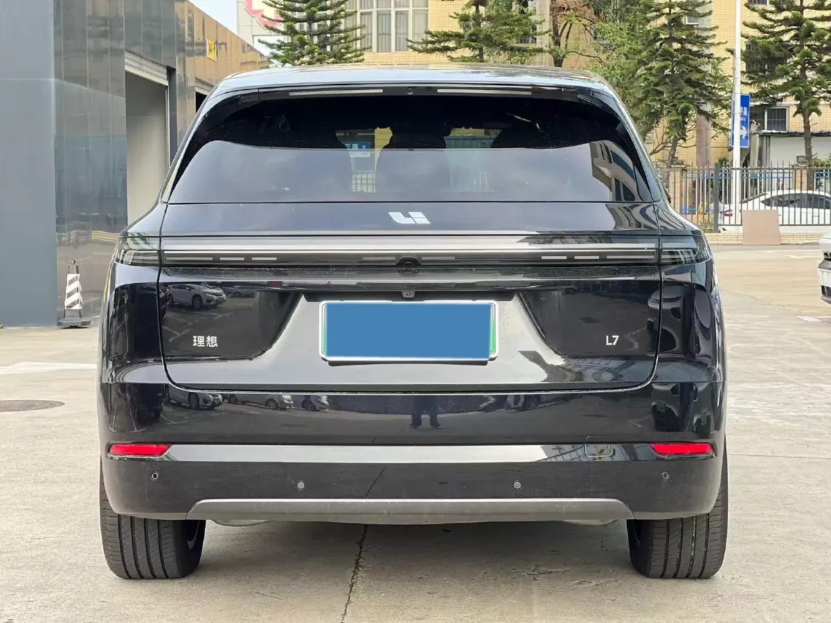 2025 Li L7 Range Extended 154HP REEV,autocango,china used car exporter,china ev exporter,chinese used car exporter,chinese used ev exporter