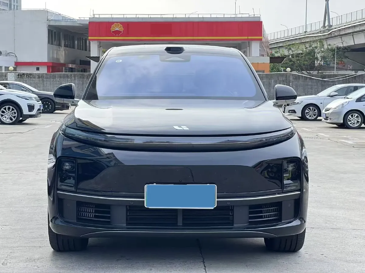 2025 Li L7 Range Extended 154HP REEV,autocango,china used car exporter,china ev exporter,chinese used car exporter,chinese used ev exporter