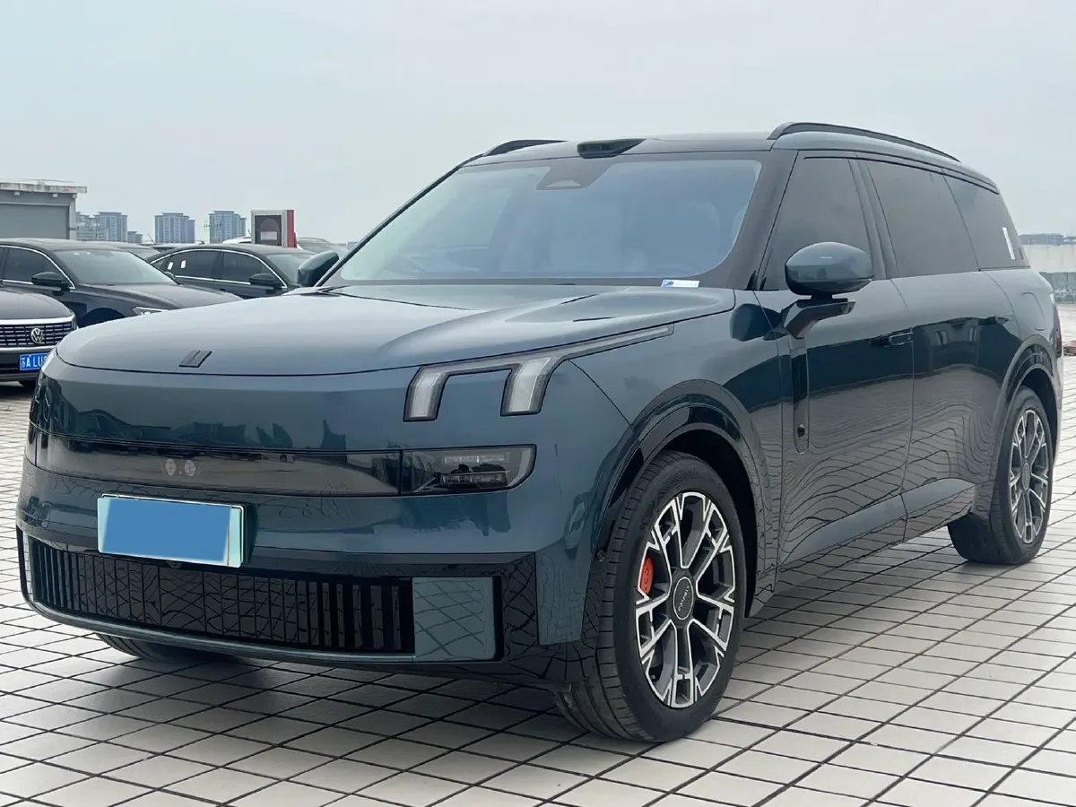 2025 LYNK&CO 900 2.0T 254HP L4 3DHT PHEV,autocango,china used car exporter,china ev exporter,chinese used car exporter,chinese used ev exporter