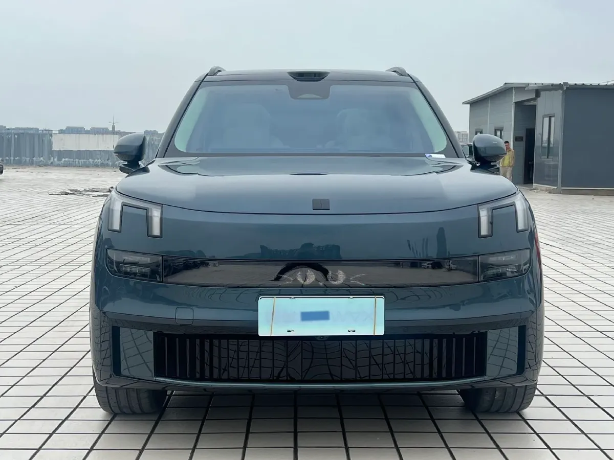 2025 LYNK&CO 900 2.0T 254HP L4 3DHT PHEV,autocango,china used car exporter,china ev exporter,chinese used car exporter,chinese used ev exporter