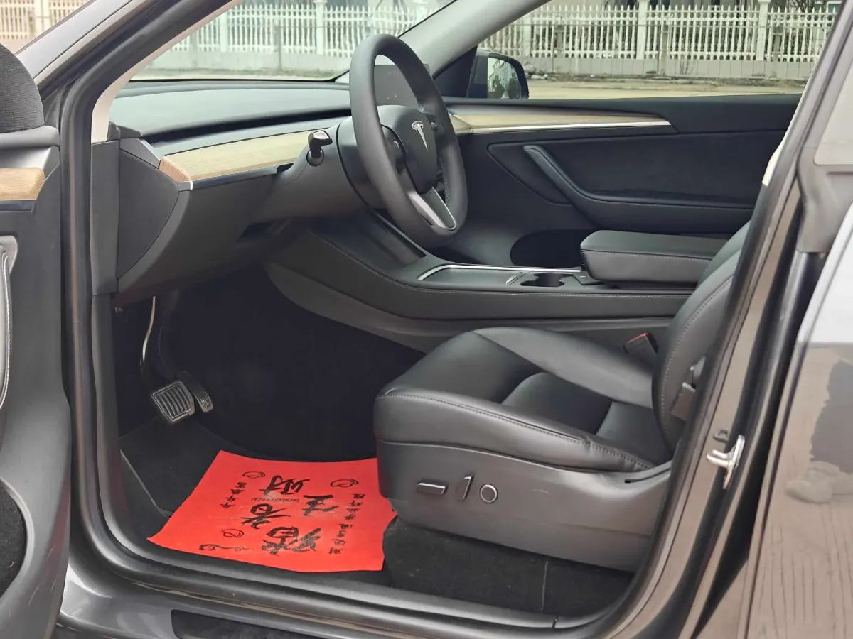 2022 Tesla Model Y BEV 60KWH,autocango,china used car exporter,china ev exporter,chinese used car exporter,chinese used ev exporter