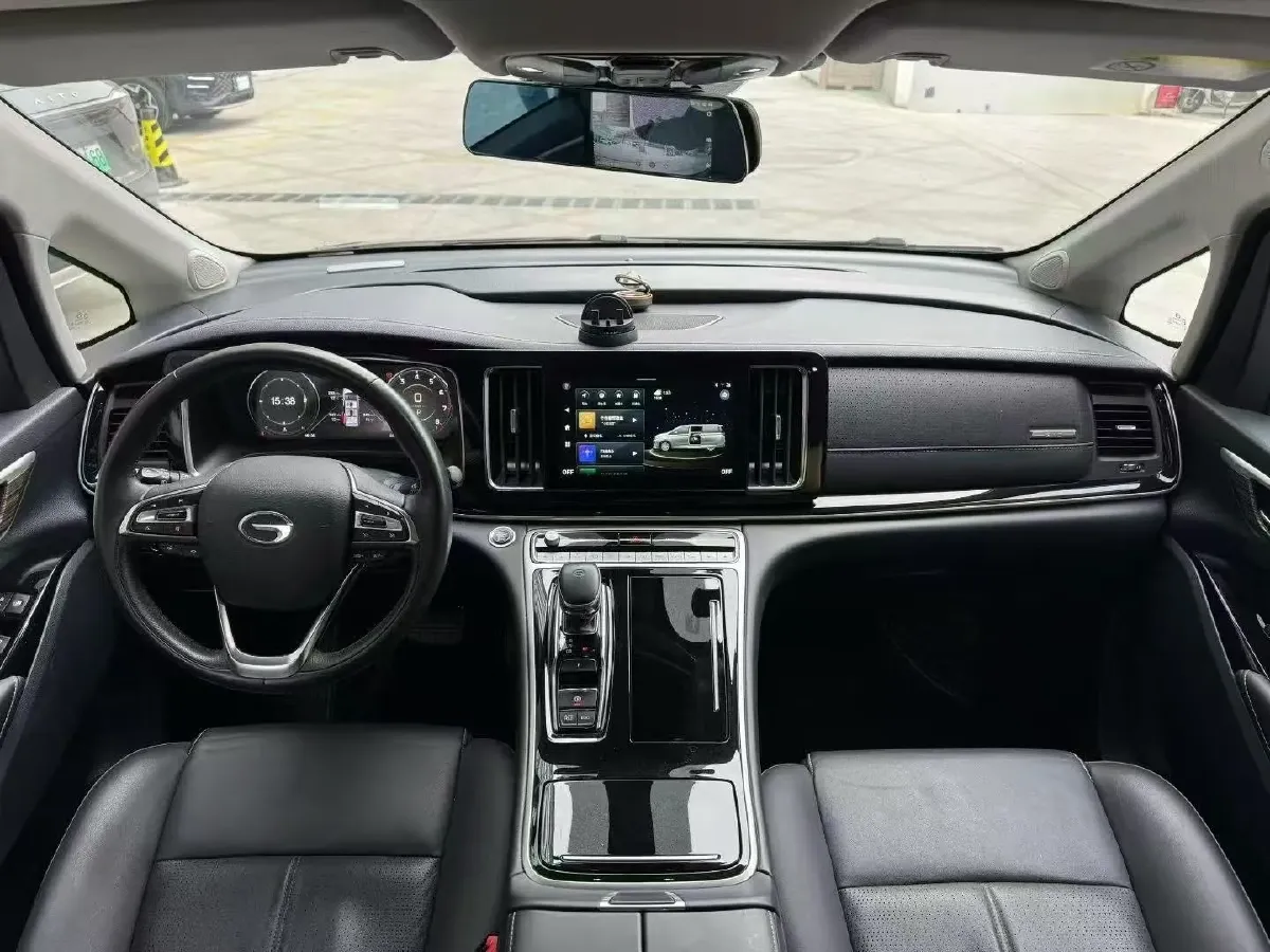 2021 GAC Trumpchi M8 2.0T 252HP L4 8AT,autocango,china used car exporter,china ev exporter,chinese used car exporter,chinese used ev exporter