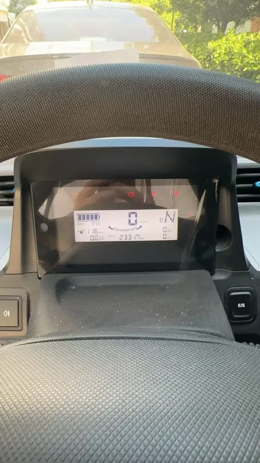 2022 LingBox uni BEV 11.52KWH,autocango,china used car exporter,china ev exporter,chinese used car exporter,chinese used ev exporter