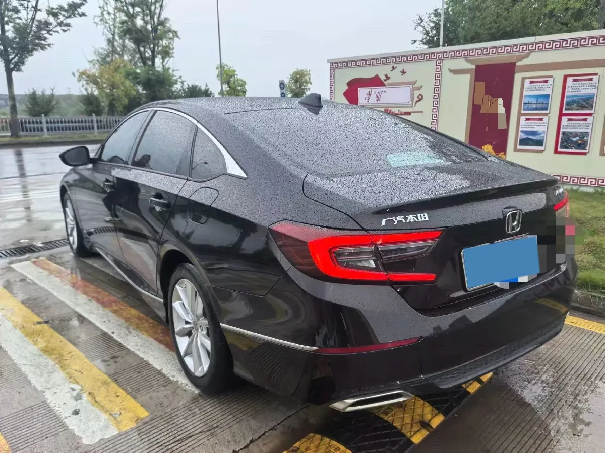 2022 Honda Accord 1.5T 194HP L4 CVT,autocango,china used car exporter,china ev exporter,chinese used car exporter,chinese used ev exporter