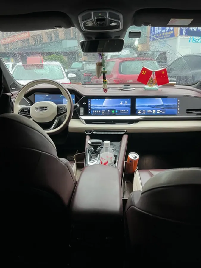 2021 Geely Monjaro 2.0T 218HP L4 7DCT,autocango,china used car exporter,china ev exporter,chinese used car exporter,chinese used ev exporter