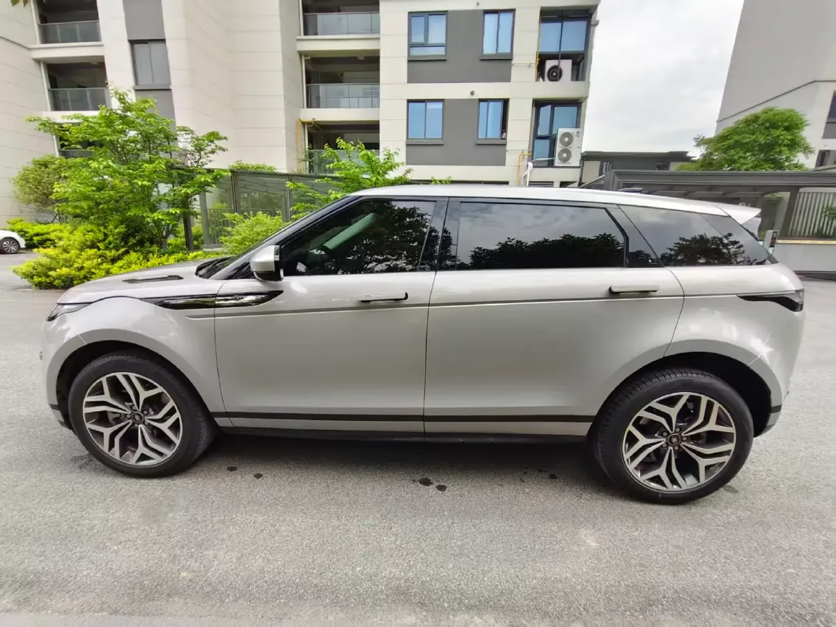 2022 Land Rover Range Rover Evoque 2.0T 249HP L4 9AT,autocango,china used car exporter,china ev exporter,chinese used car exporter,chinese used ev exporter