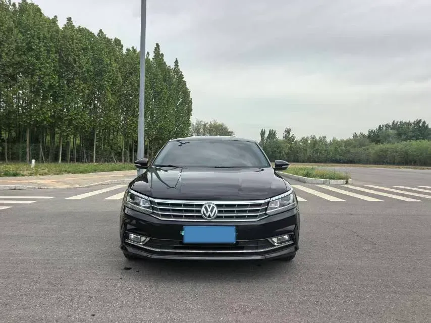 2017 Volkswagen Passat 1.8T 180HP L4 7DCT,autocango,china used car exporter,china ev exporter,chinese used car exporter,chinese used ev exporter