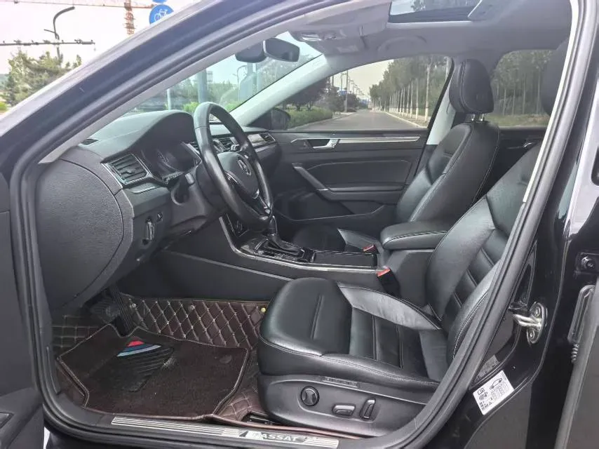 2017 Volkswagen Passat 1.8T 180HP L4 7DCT,autocango,china used car exporter,china ev exporter,chinese used car exporter,chinese used ev exporter