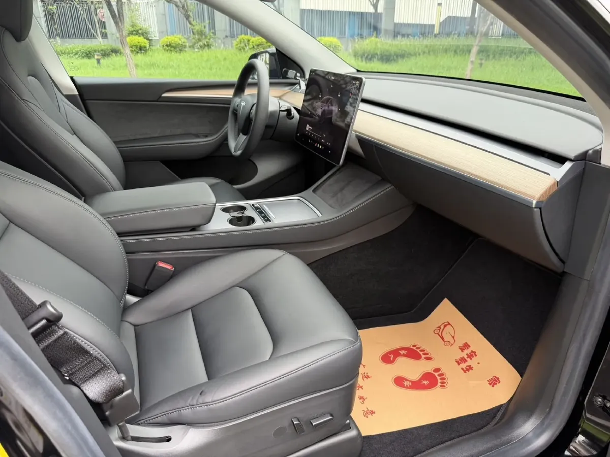 2022 Tesla Model Y BEV 60KWH,autocango,china used car exporter,china ev exporter,chinese used car exporter,chinese used ev exporter