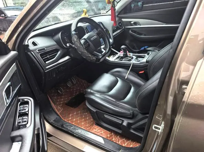 2020 Jetour X70 1.5T 156HP L4 6MT,autocango,china used car exporter,china ev exporter,chinese used car exporter,chinese used ev exporter