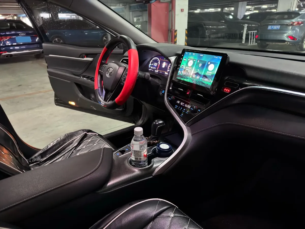 2022 Toyota Camry 2.5L 209HP L4 8AT,autocango,china used car exporter,china ev exporter,chinese used car exporter,chinese used ev exporter