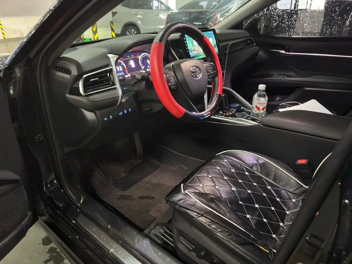 2022 Toyota Camry 2.5L 209HP L4 8AT,autocango,china used car exporter,china ev exporter,chinese used car exporter,chinese used ev exporter