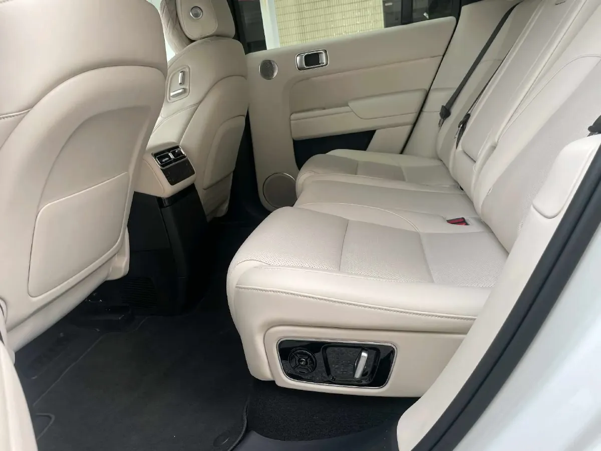 2025 Li L7 Range Extended 154HP REEV,autocango,china used car exporter,china ev exporter,chinese used car exporter,chinese used ev exporter