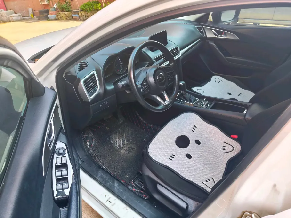 2017 Mazda 3 Axela 1.5L 117HP L4 6AT,autocango,china used car exporter,china ev exporter,chinese used car exporter,chinese used ev exporter