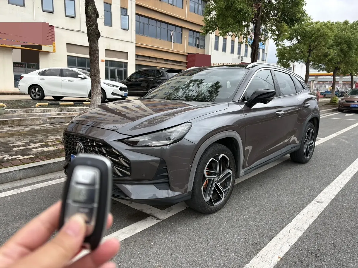 2022 MG ONE 1.5T 181HP L4 CVT,autocango,china used car exporter,china ev exporter,chinese used car exporter,chinese used ev exporter