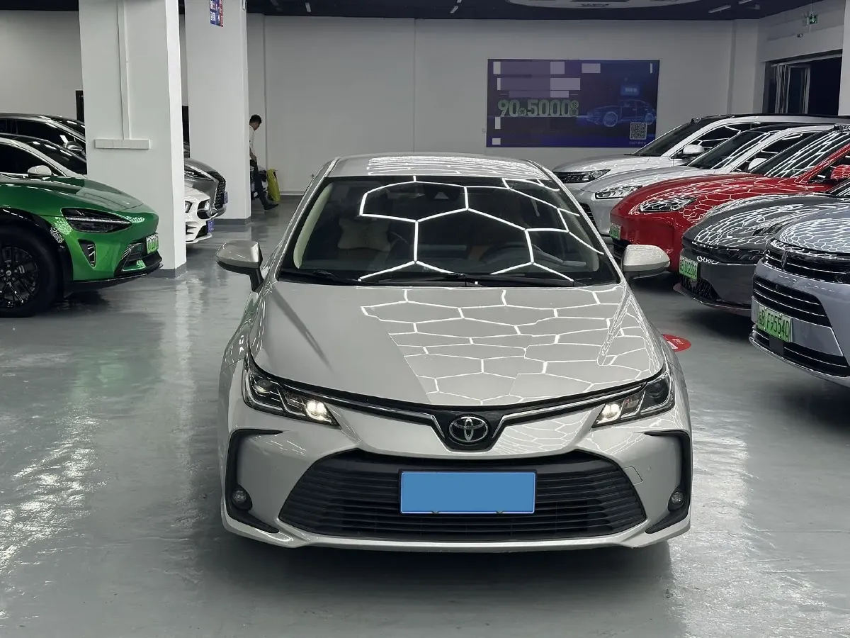 2022 Toyota Corolla 1.2T 116HP L4 CVT,autocango,china used car exporter,china ev exporter,chinese used car exporter,chinese used ev exporter