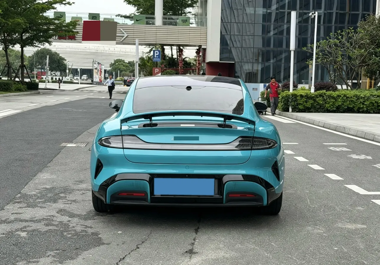 2024 MI SU7 BEV 94.3KWH,autocango,china used car exporter,china ev exporter,chinese used car exporter,chinese used ev exporter