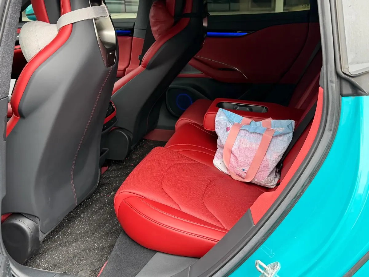 2024 MI SU7 BEV 94.3KWH,autocango,china used car exporter,china ev exporter,chinese used car exporter,chinese used ev exporter