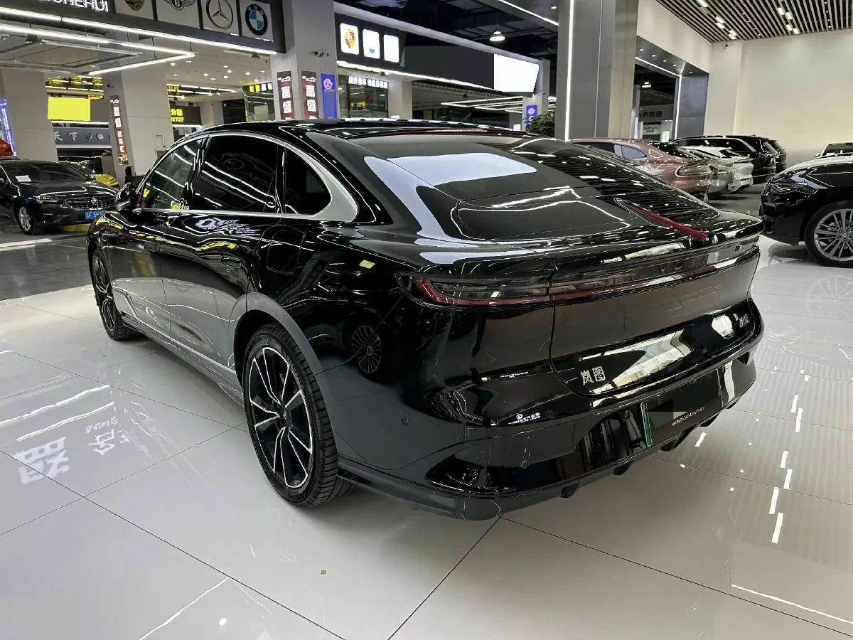 2024 Voyah ZhuiGuang 1.5T 136HP L4 PHEV 43KWH,autocango,china used car exporter,china ev exporter,chinese used car exporter,chinese used ev exporter