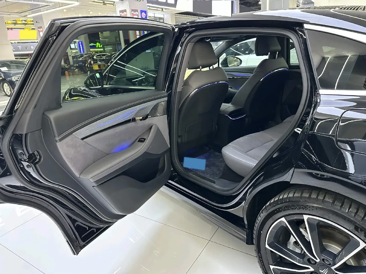 2024 Voyah ZhuiGuang 1.5T 136HP L4 PHEV 43KWH,autocango,china used car exporter,china ev exporter,chinese used car exporter,chinese used ev exporter