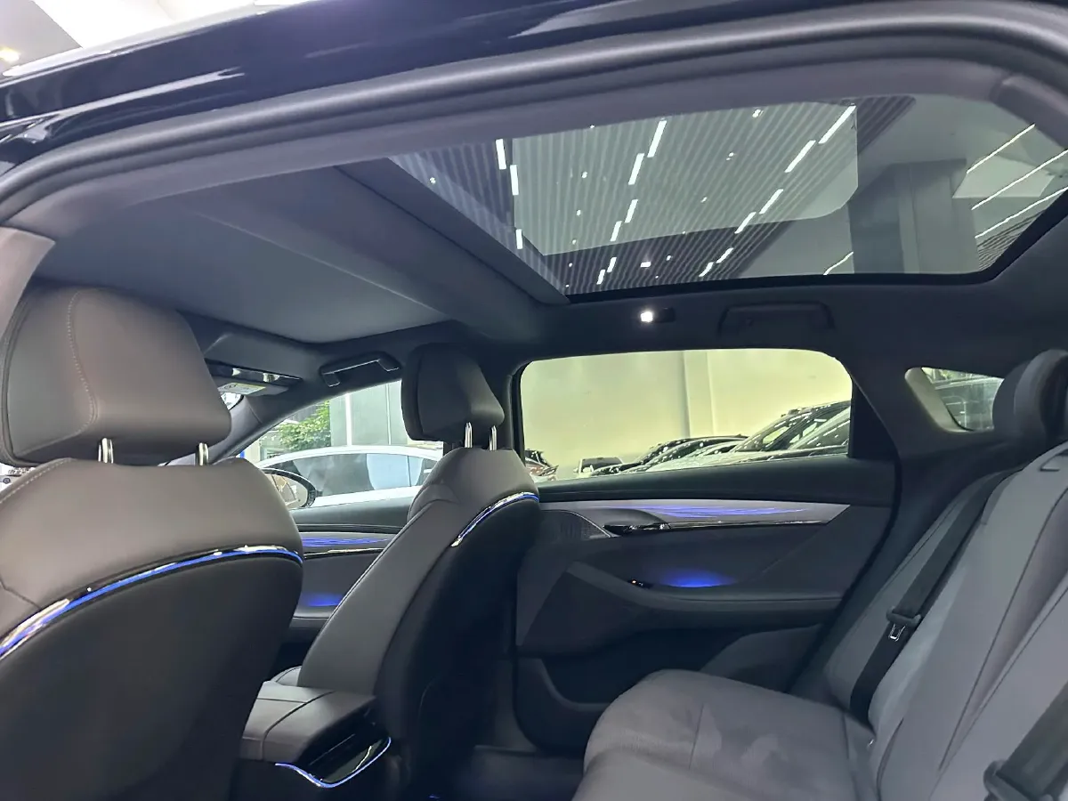 2024 Voyah ZhuiGuang 1.5T 136HP L4 PHEV 43KWH,autocango,china used car exporter,china ev exporter,chinese used car exporter,chinese used ev exporter