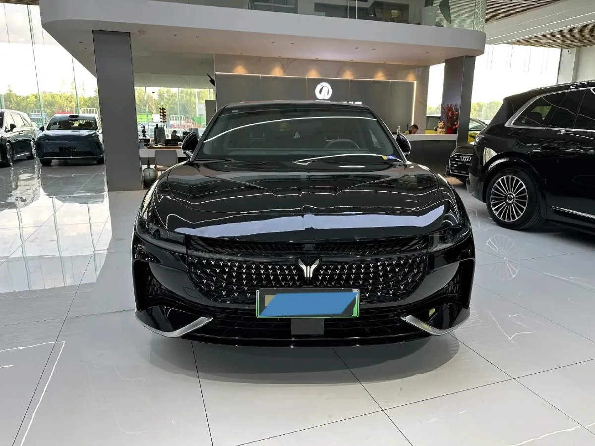 2024 Voyah ZhuiGuang 1.5T 136HP L4 PHEV 43KWH,autocango,china used car exporter,china ev exporter,chinese used car exporter,chinese used ev exporter