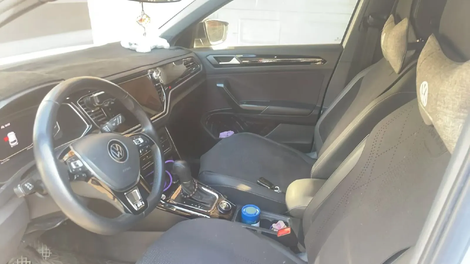 2021 Volkswagen T-Roc 1.4T 150HP L4 7DCT,autocango,china used car exporter,china ev exporter,chinese used car exporter,chinese used ev exporter