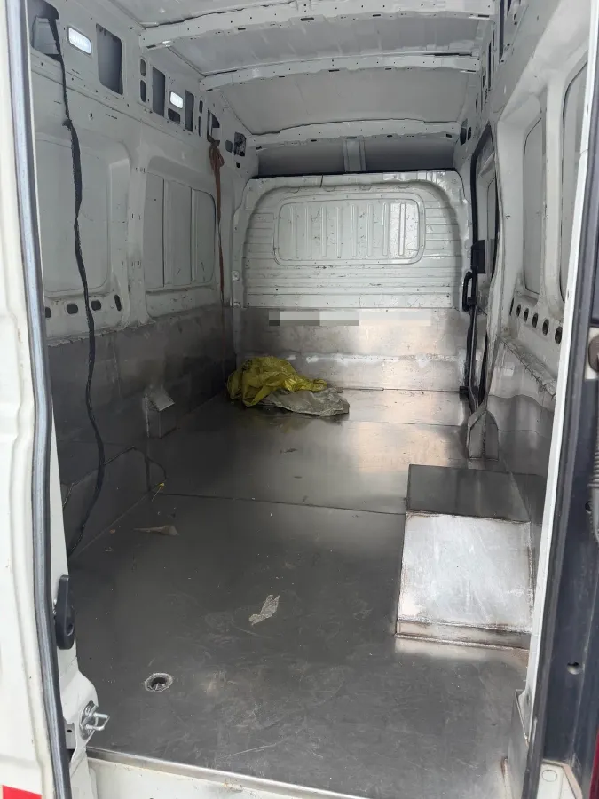 2022 MAXUS XinTu V90 2.0T 150HP L4 6AT,autocango,china used car exporter,china ev exporter,chinese used car exporter,chinese used ev exporter