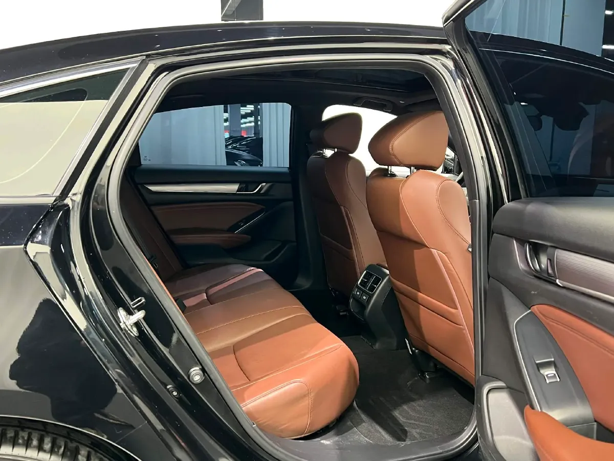 2022 Honda Inspire 2.0L 146HP L4 E-CVT Hybrid,autocango,china used car exporter,china ev exporter,chinese used car exporter,chinese used ev exporter