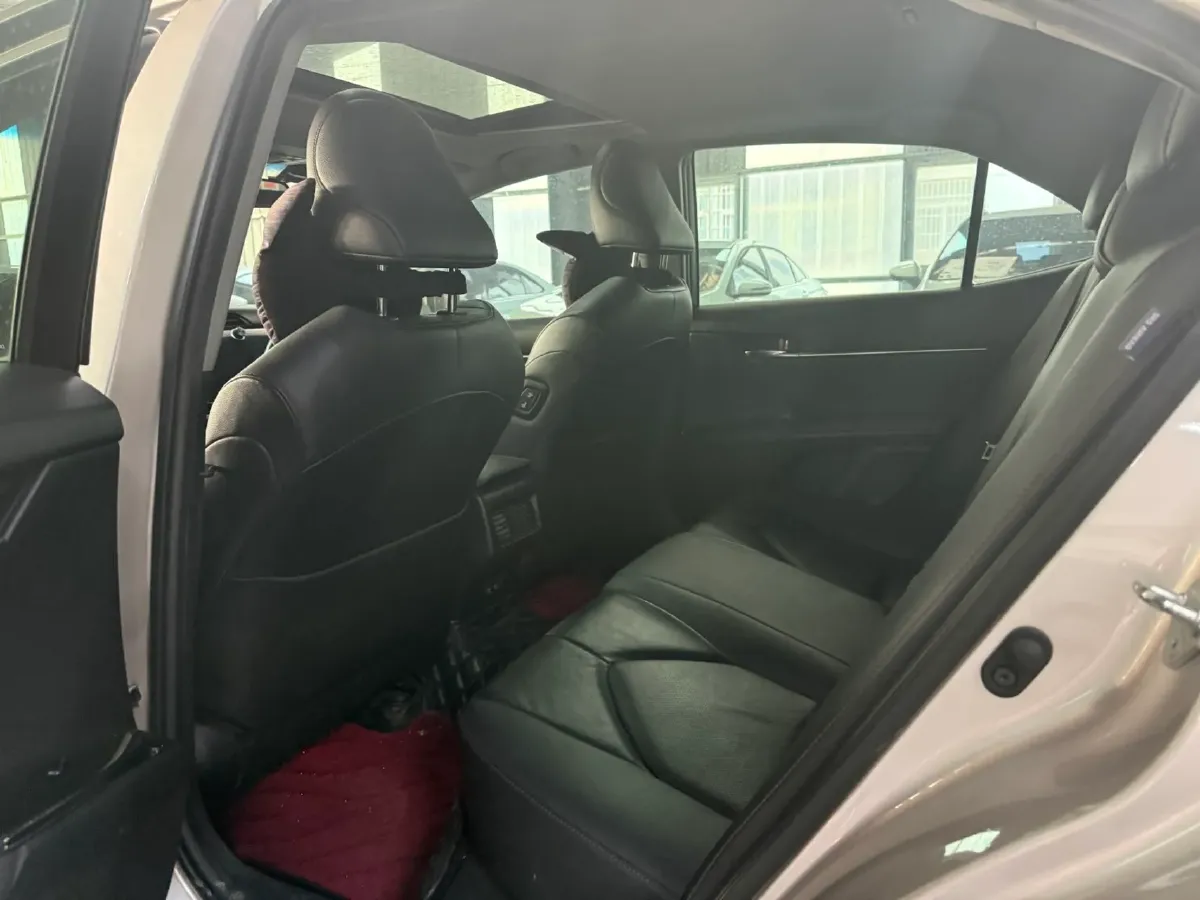 2019 Toyota Camry 2.0L 178HP L4 CVT,autocango,china used car exporter,china ev exporter,chinese used car exporter,chinese used ev exporter