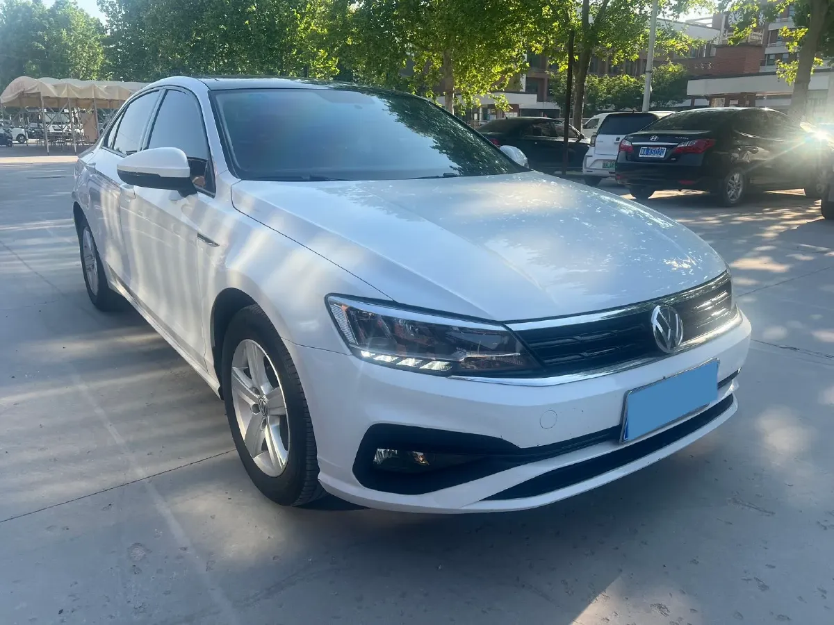 2019 Volkswagen Lamando 1.4T 131HP L4 7DCT,autocango,china used car exporter,china ev exporter,chinese used car exporter,chinese used ev exporter