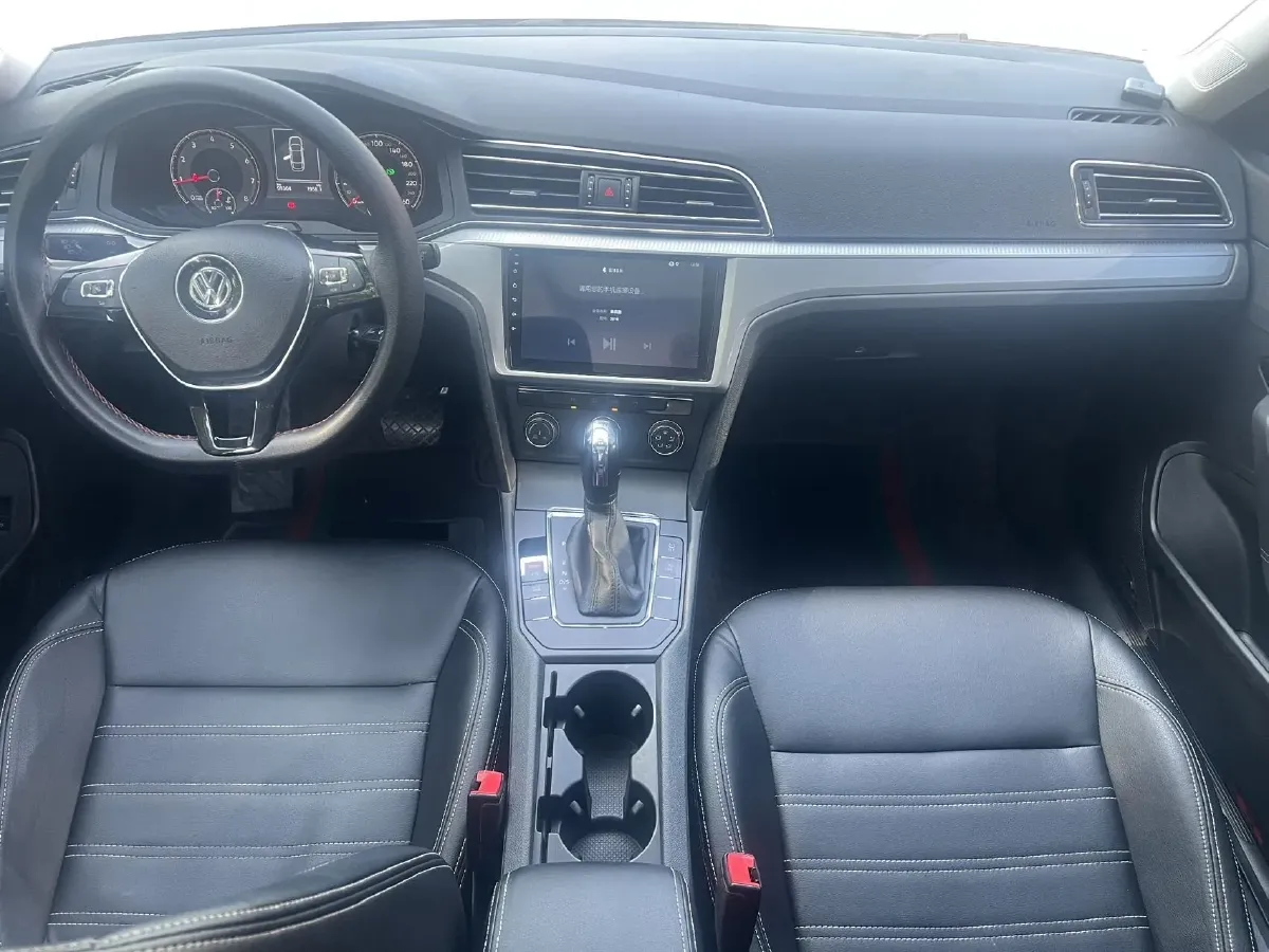 2019 Volkswagen Lamando 1.4T 131HP L4 7DCT,autocango,china used car exporter,china ev exporter,chinese used car exporter,chinese used ev exporter