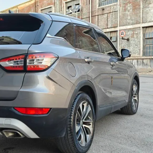 2018 Brilliance Auto V6 1.5T 150HP L4 7DCT,autocango,china used car exporter,china ev exporter,chinese used car exporter,chinese used ev exporter