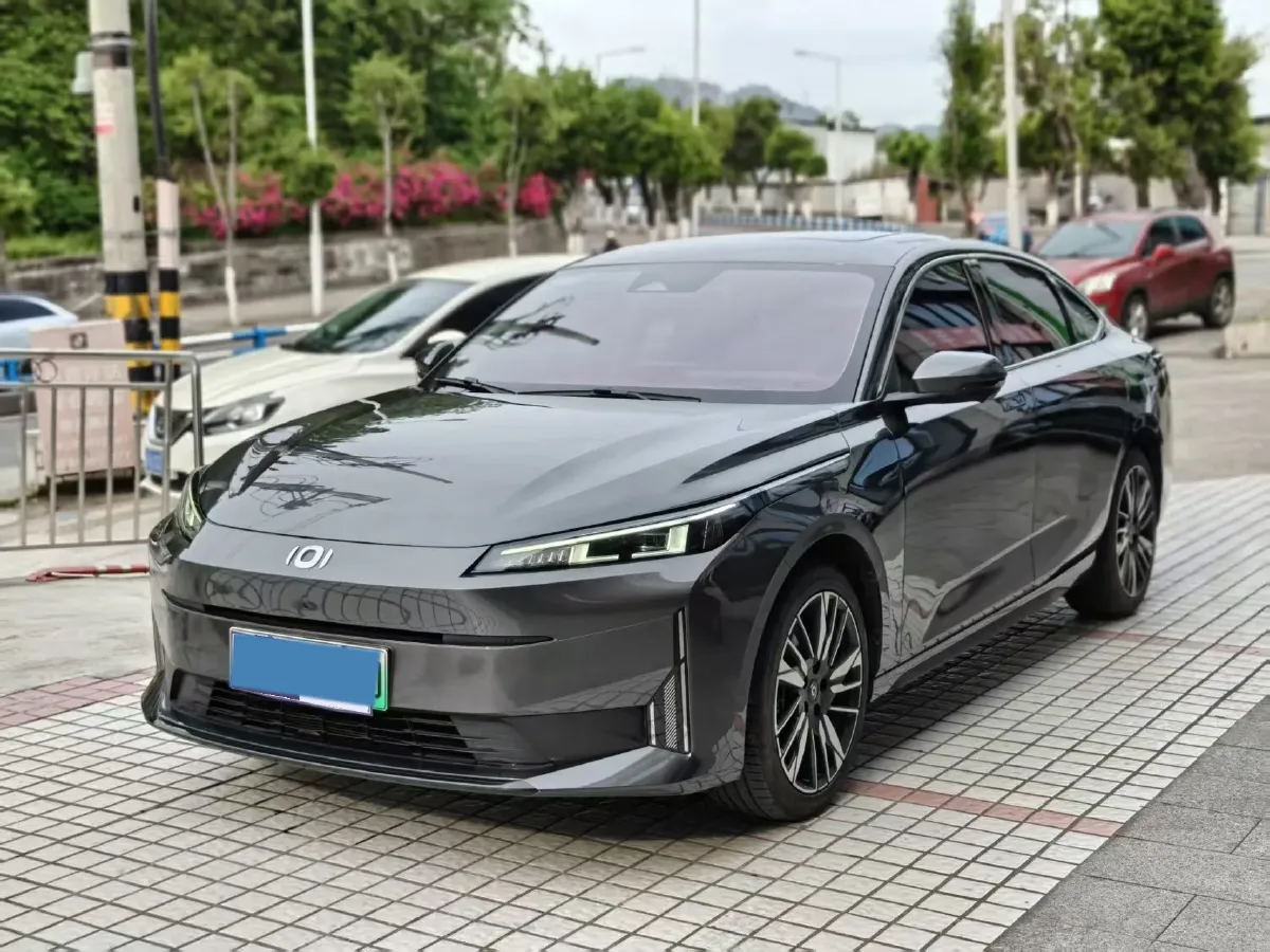 2024 ChangAn QiYuan A05 1.5L 110HP L4 E-CVT PHEV 18.99KWH,autocango,china used car exporter,china ev exporter,chinese used car exporter,chinese used ev exporter