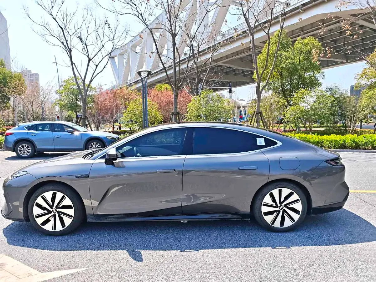 2024 Geely Galaxy E8 BEV 76KWH,autocango,china used car exporter,china ev exporter,chinese used car exporter,chinese used ev exporter