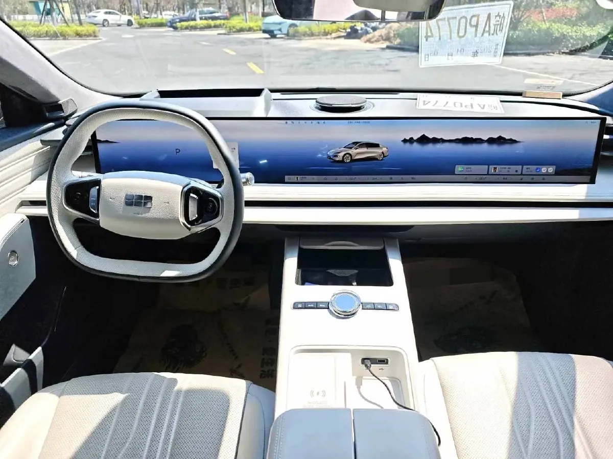 2024 Geely Galaxy E8 BEV 76KWH,autocango,china used car exporter,china ev exporter,chinese used car exporter,chinese used ev exporter