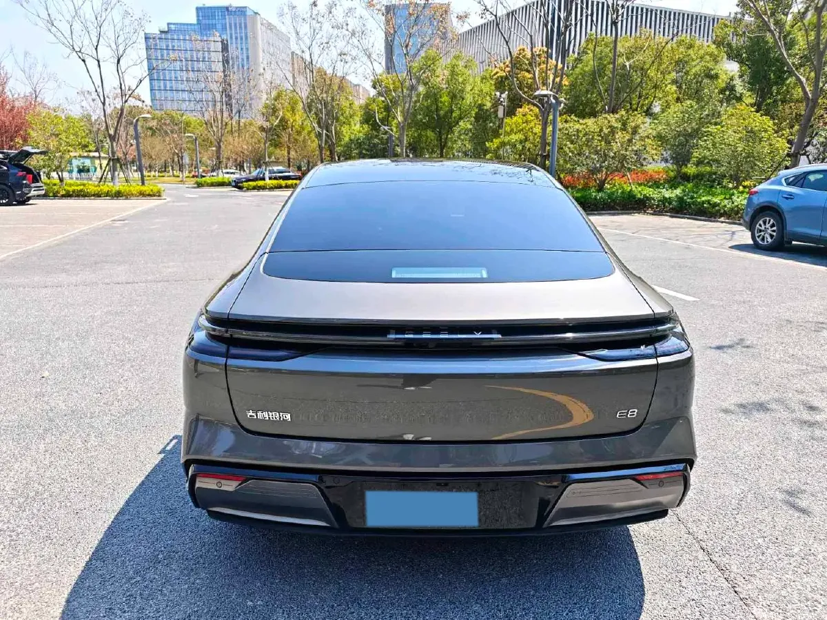 2024 Geely Galaxy E8 BEV 76KWH,autocango,china used car exporter,china ev exporter,chinese used car exporter,chinese used ev exporter